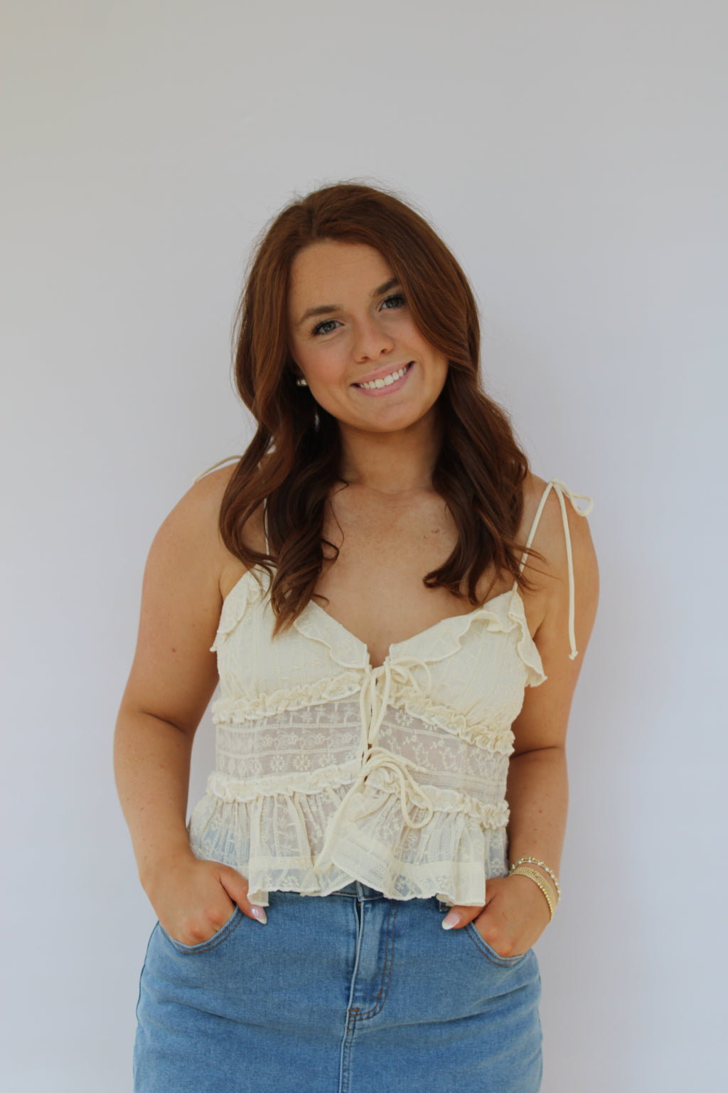 IVORY FLORAL TIE STRAP RUFFLE TIERED CROP TOP