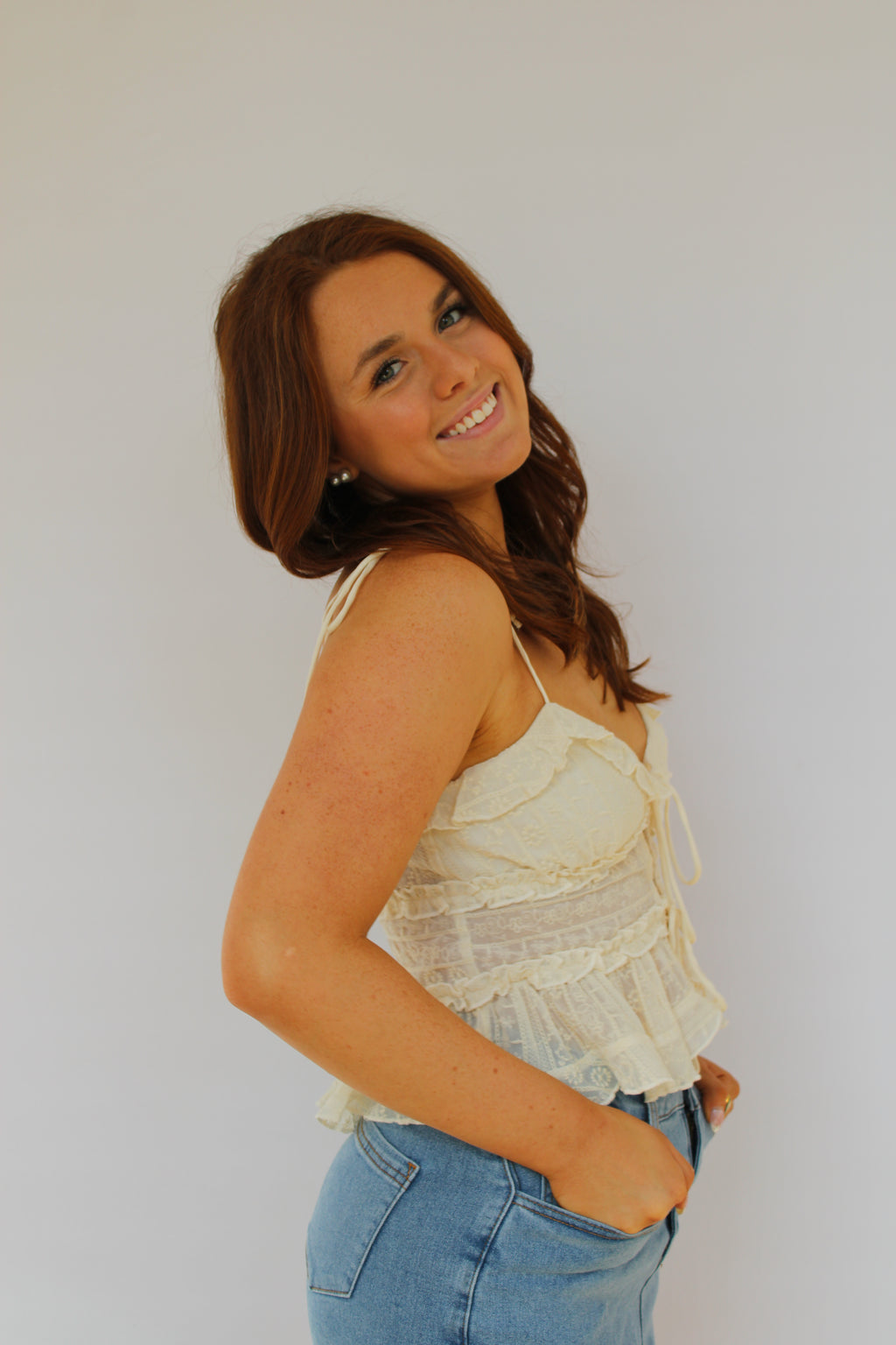 IVORY FLORAL TIE STRAP RUFFLE TIERED CROP TOP